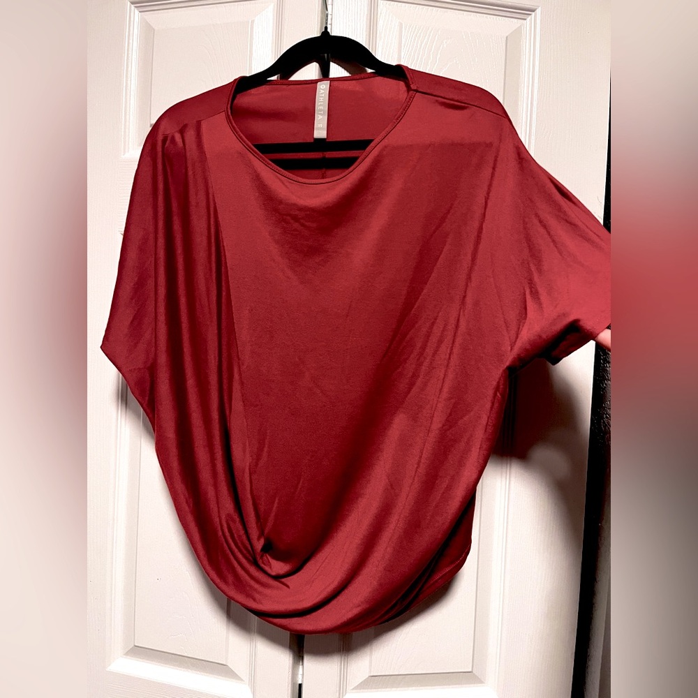 Athleta XS oversized baggy T-shirt super soft like new orange